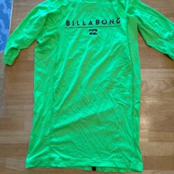 billabong rash guard medium