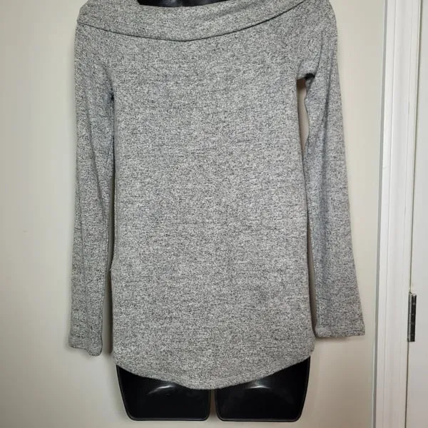 Abercrombie & Fitch Gray Cowl Neck Long Sleeve XS - Image 3