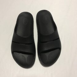 Oofos Ooahh Slide Sandal/Black