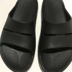 Oofos Ooahh Slide Sandal/Black