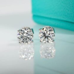 Certified 1.6 Carat Moissanite Diamond Stud earrings 925 Sterling Silver