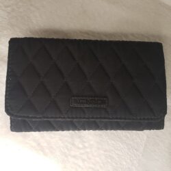 Vera Bradley Black Quilted Cotton Rose Print Lining Multi Compartment Phone RFID