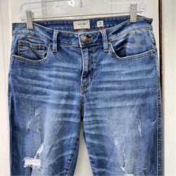 Miss Me straight leg distressed denim jeans raw hem women’s 29 x 27 M2182ST