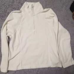 Old Navy white sweatshirt size