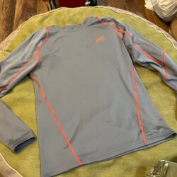 Under Armour Men’s Long Sleeve Athletic Mesh Shirt size L