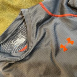 Under Armour Men’s Long Sleeve Athletic Mesh Shirt size L