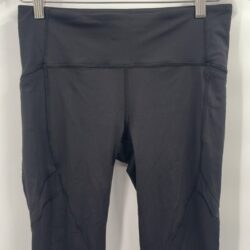 lululemon black cropped mesh l