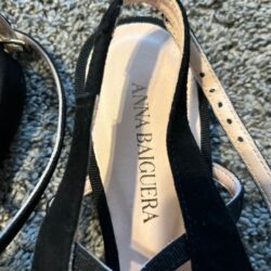 Anna Baguera mules black