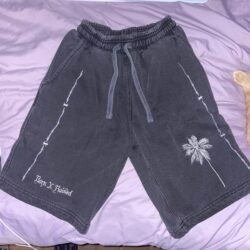 BORN X RAISED PALM TREE BARBED WIRE SHORTS SIZE S