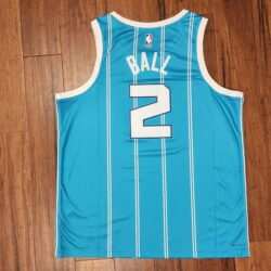 Nike Air Jordan Lamelo Ball #2 Hornets Icon 2022 Swingman Jersey XL CN8016-453