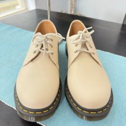 Dr. Martens Women’s Virginia Leather Oxford Shoes In Parchment Beige Size 11