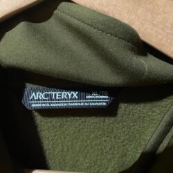 Arc’teryx Men’s Khaki Gilet Vest
