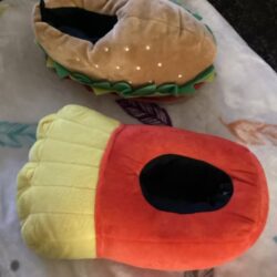 Unisex Plush Novelty Slippers, Size XXL(women’s size 10-11, men’s size 8-9