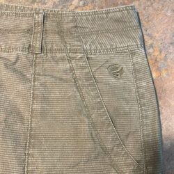 Mountain Hardware Woman’s Size 14 Green A line Skirt With Pockets