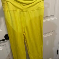 NWOT Women’s Bright Yellow Leggings