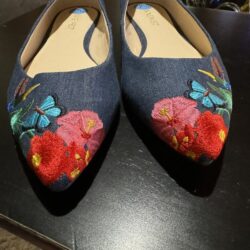 Nine West Navy Flats with Multicolor Floral Embroidery Canvas Sz 7.5M