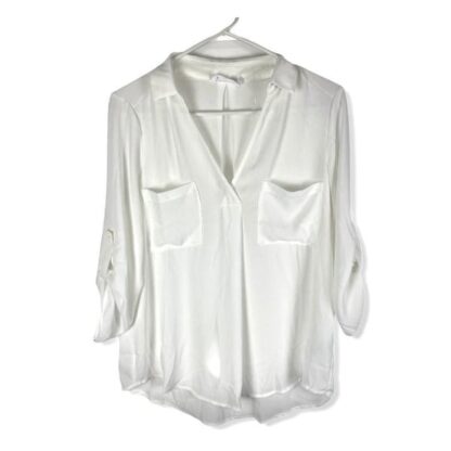 All in favor v-neck pull on white blouse shirt