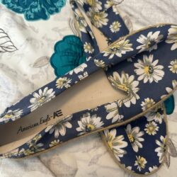 American eagle size 10 flats