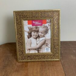 Better Homes & Gardens large gold framed 8×10 multi-display picture frame