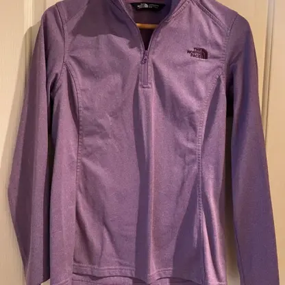 Women’s The North Face 1/4 zip pullover