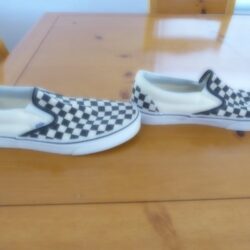 Men Size 9.5/Women Size 11 BLK&WHT Checkerboard Vans