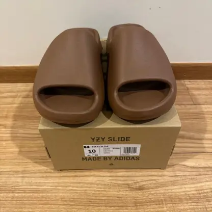 Adidas Yeezy Slide ‘Flax’, Men’s Size 10 M NEW