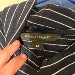 Banana Republic Navy Blue White Striped Turtleneck Size Medium