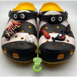 Crocs Classic Clog x McDonald’s Hamburglar Mens Size M11- NWT  ships fast