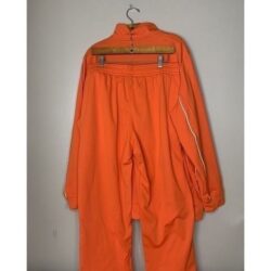 $299 nike track suit track  Si