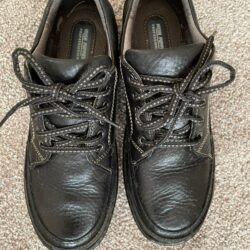 Hush puppies woman safety shoe