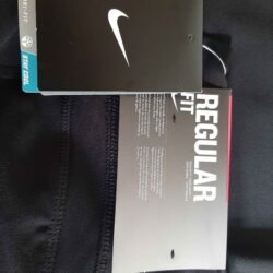 Nike dri fit women’s XS capri (2 pair) NEW