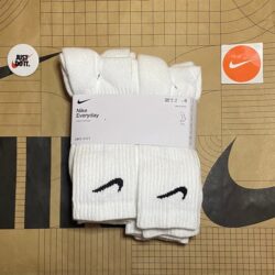 Nike dri-fit cushioned crew socks