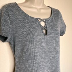 Modcloth Crisscross Notch Ribbed Tee Shirt Black White Stripe Women Medium Gray