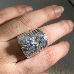 “Luxury Glitter Zircon Cubic Dainty Carved Fashion Ring for Man, MARR9217