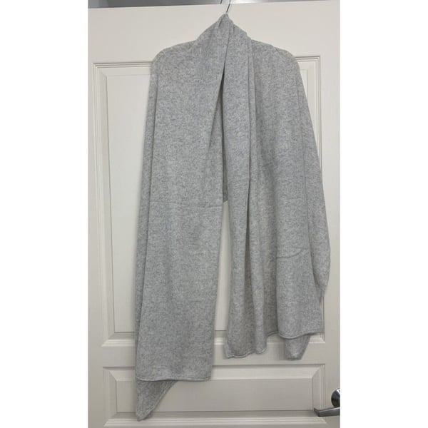 NWOT J. Crew Womens Oversized 100% Cashmere Heather Dove Gray Wrap 33”x 79” OS