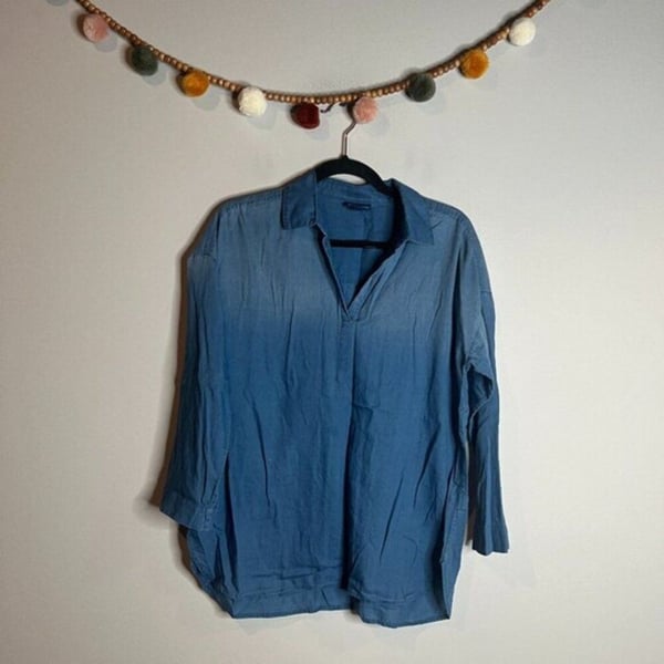 J. Jill PureJill Indigo light chambray pullover top