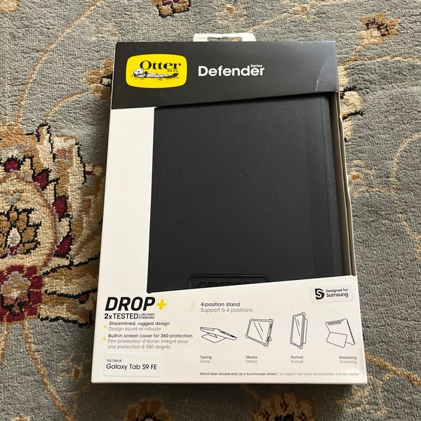 New case Otterbox Defender series for Galaxy Tab S9 FE