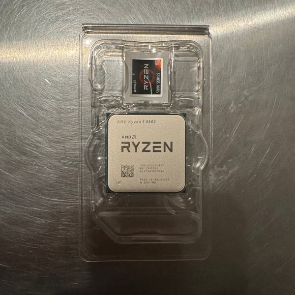 AMD Ryzen 5 5600 6-Core