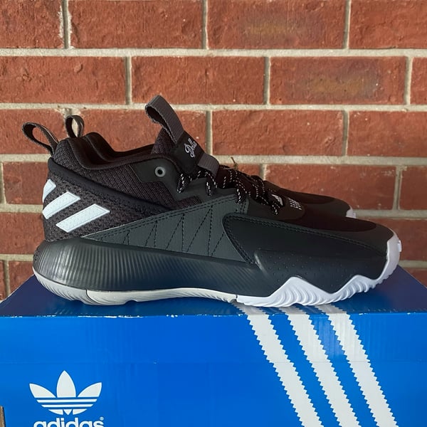 Adidas Dame Certified Size 8.5