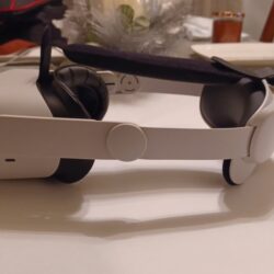 Oculus Quest 2 256gb with comf