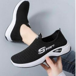 Ultra-lightweight running shoe