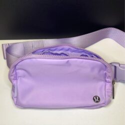 New lululemon everywhere belt 