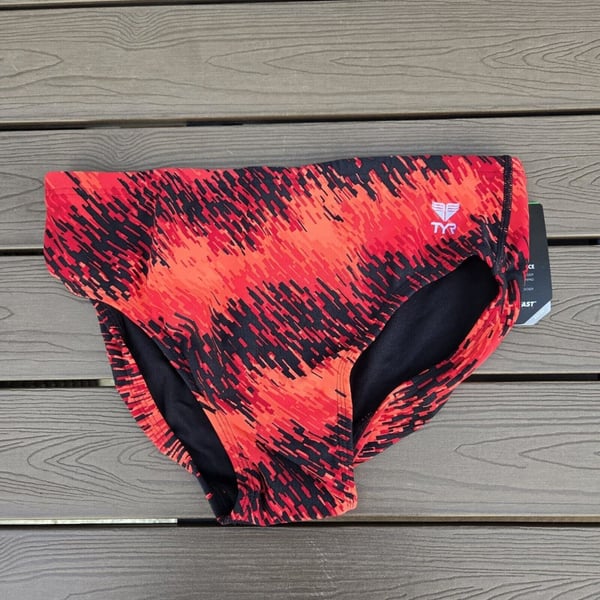 TYR Durafast Elite Perseus Red/Black All Over Racer Briefs, Men Size 32, NEW