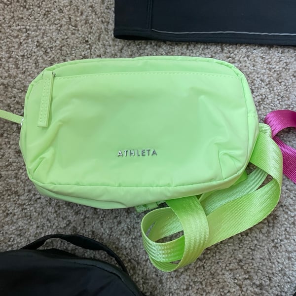 Athleta belt bag never used