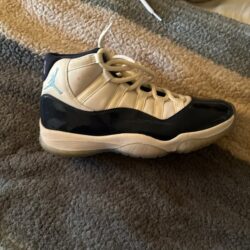 Air Jordan 11 Retro ‘Win like’ 82’