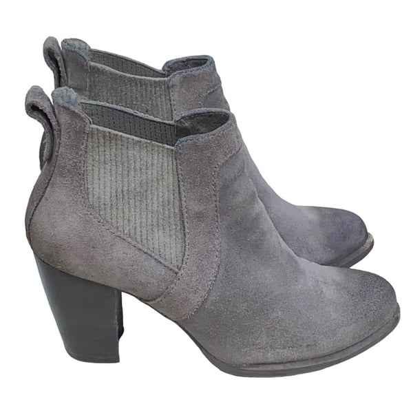 UGG Women’s Cobie II Grey Su