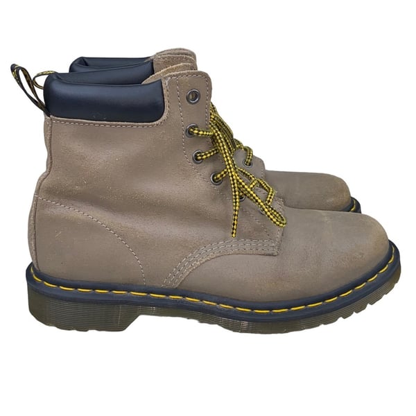 Dr. Martens Women’s Saxon Ta