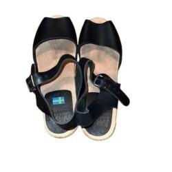 Mia Black Swedish Leather Clog Size 6