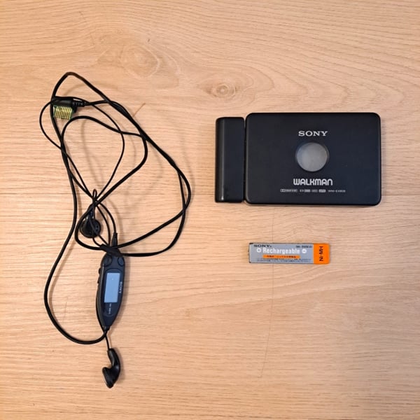 Sony Walkman Black WM-EX808 Cassette Player With Battery Pack and Ear Buds