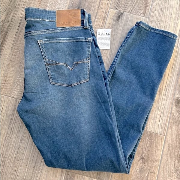 Guess Brit Rocker Slim Tapered